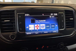 Harmaa Toyota Proace Verso 2016 kuva 11.