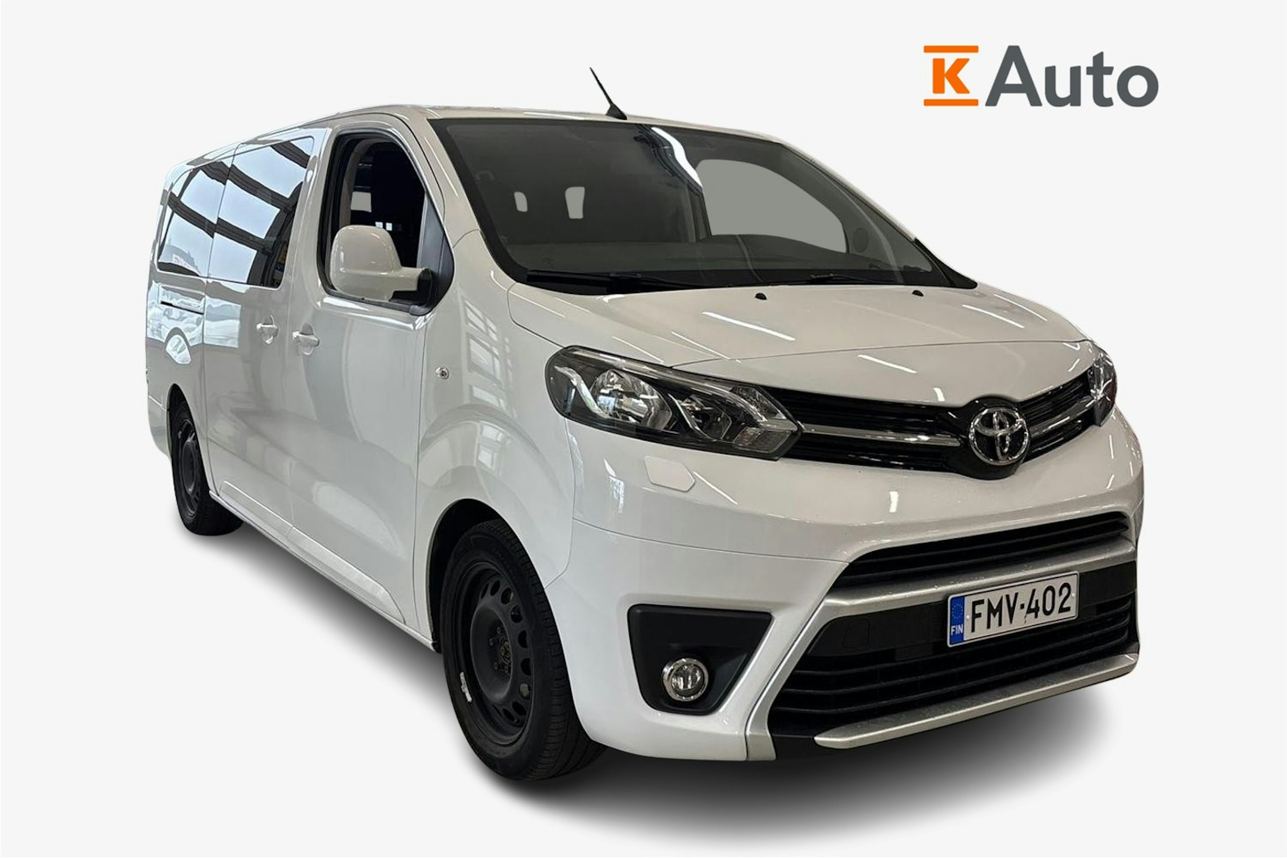 valkoinen Toyota Proace Verso 2017 kuva 1.