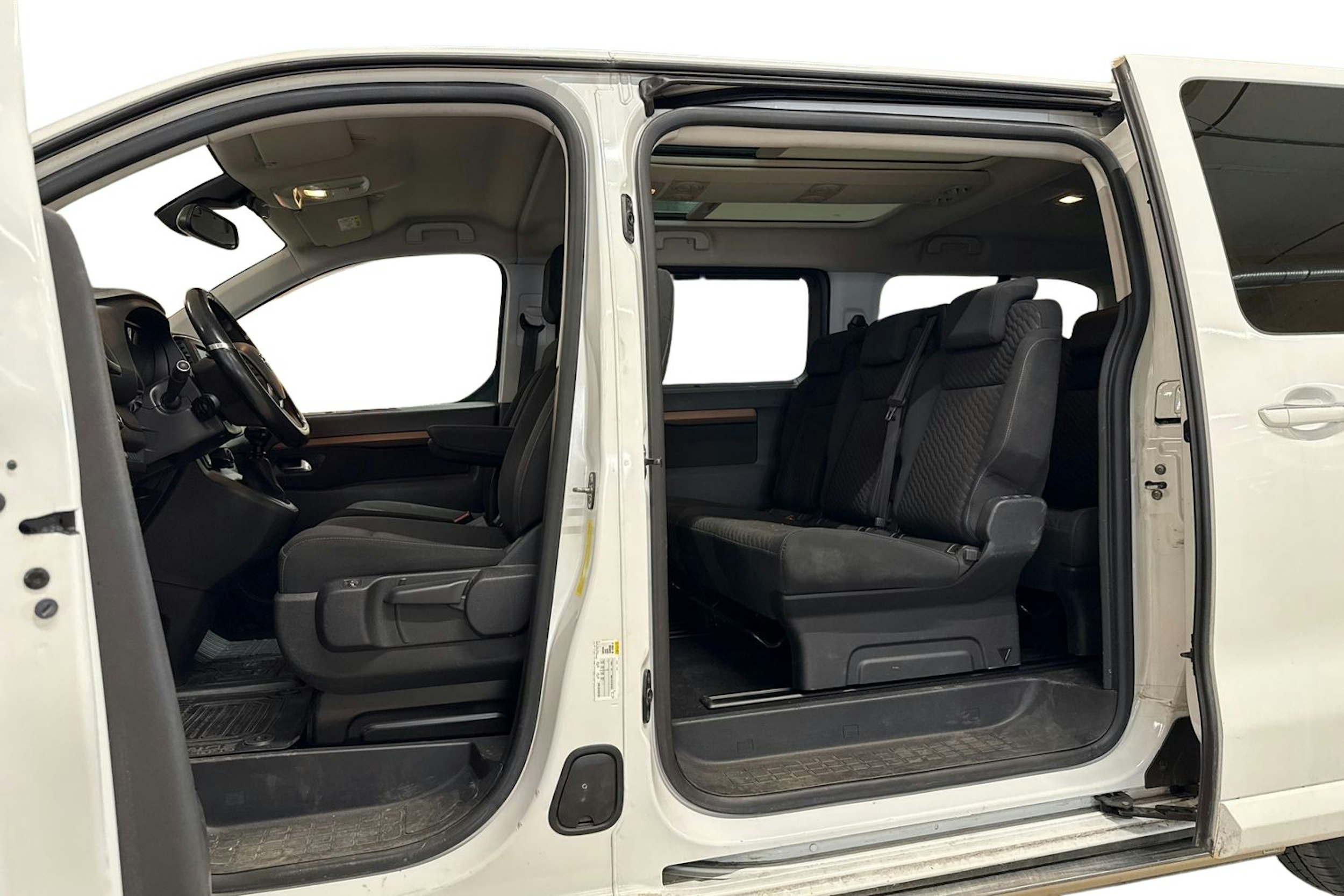valkoinen Toyota Proace Verso 2017 kuva 3.