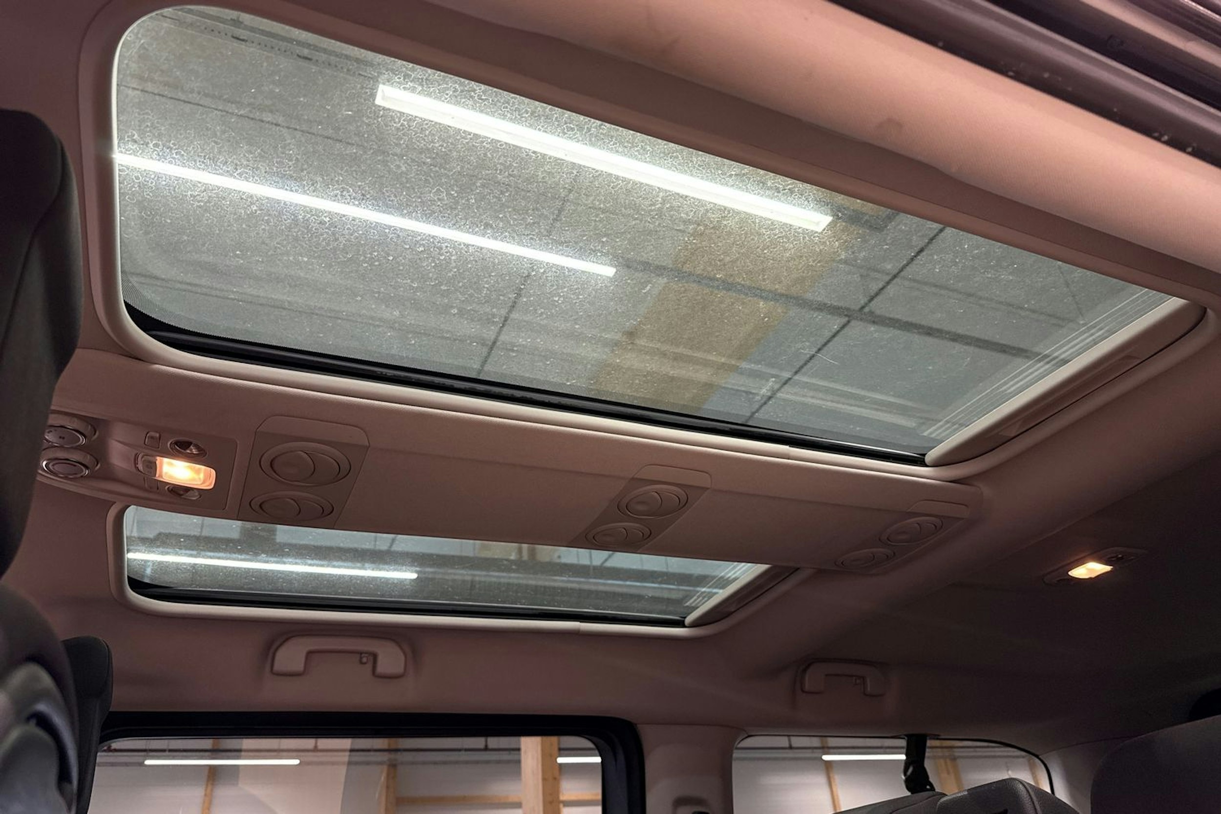 valkoinen Toyota Proace Verso 2018 kuva 16.