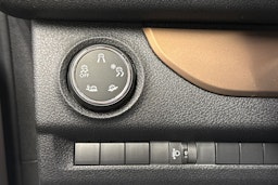 valkoinen Toyota Proace Verso 2018 kuva 20.