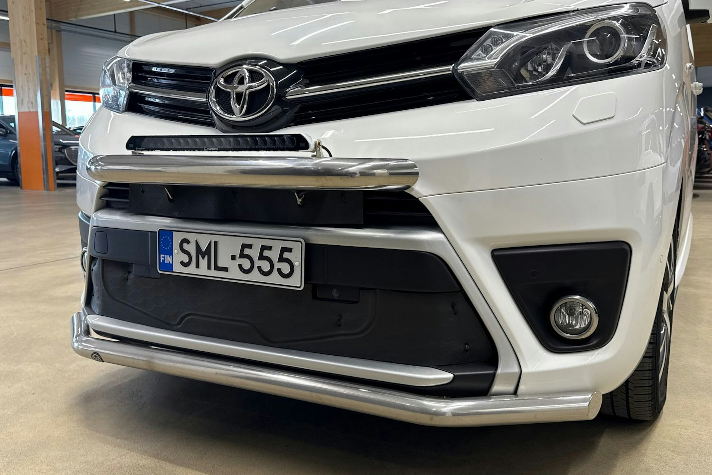 valkoinen Toyota Proace Verso 2018 kuva 33.