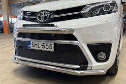 valkoinen Toyota Proace Verso 2018 kuva 33.