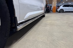 valkoinen Toyota Proace Verso 2018 kuva 34.