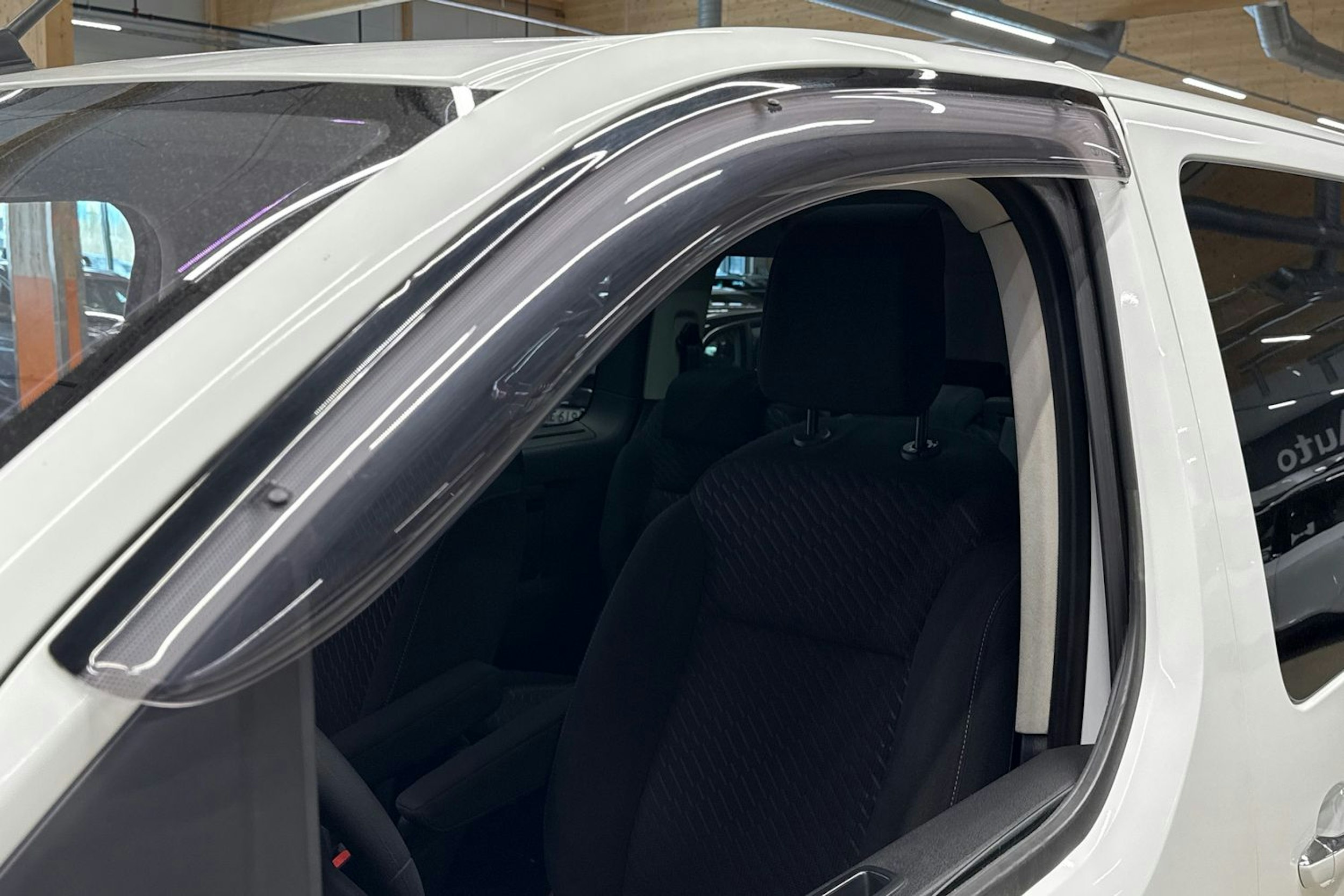 valkoinen Toyota Proace Verso 2018 kuva 35.