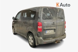 Harmaa Toyota Proace Verso 2016 kuva 2.