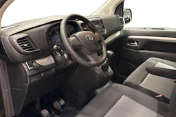 Ruskea (beige) Toyota Proace Verso 2018 kuva 8.