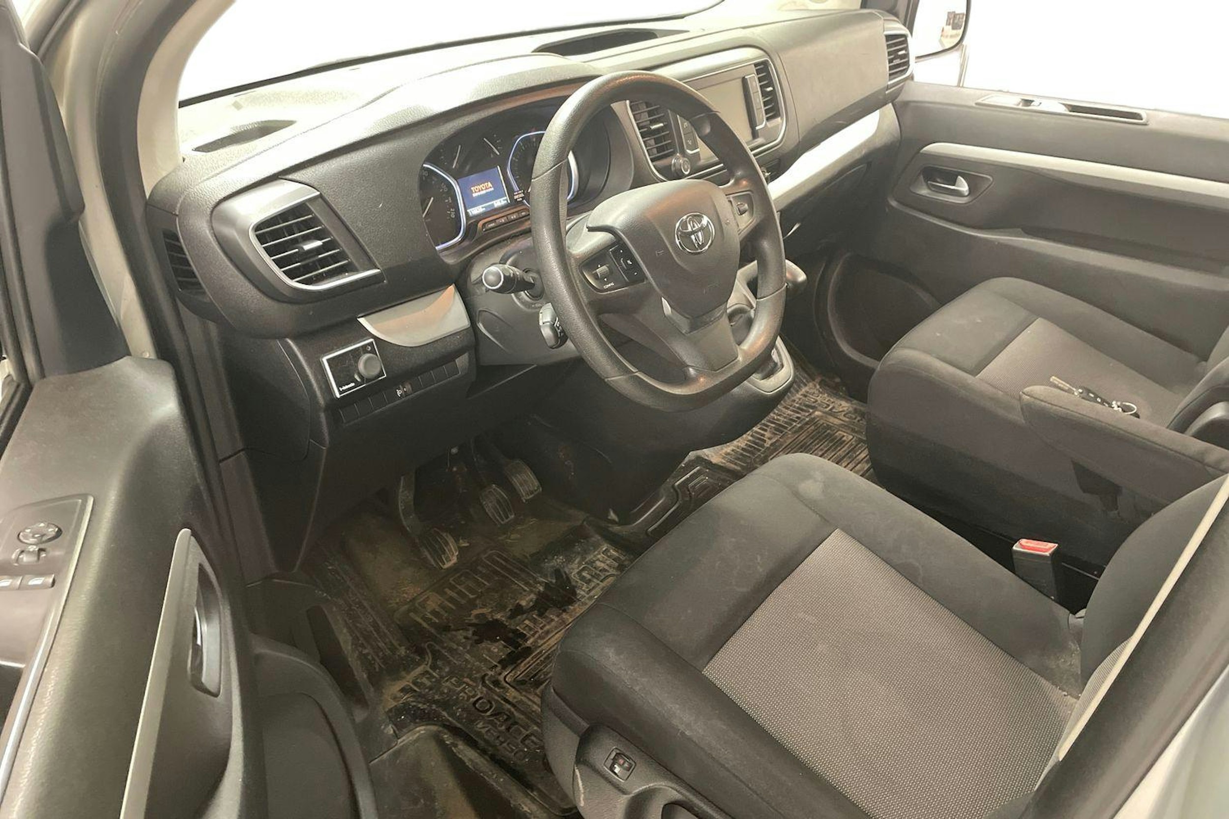 met. hopea Toyota Proace Verso 2018 kuva 3.