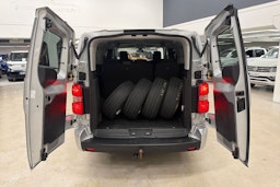 met. hopea Toyota Proace Verso 2018 kuva 18.