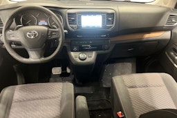 valkoinen Toyota Proace Verso 2018 kuva 9.