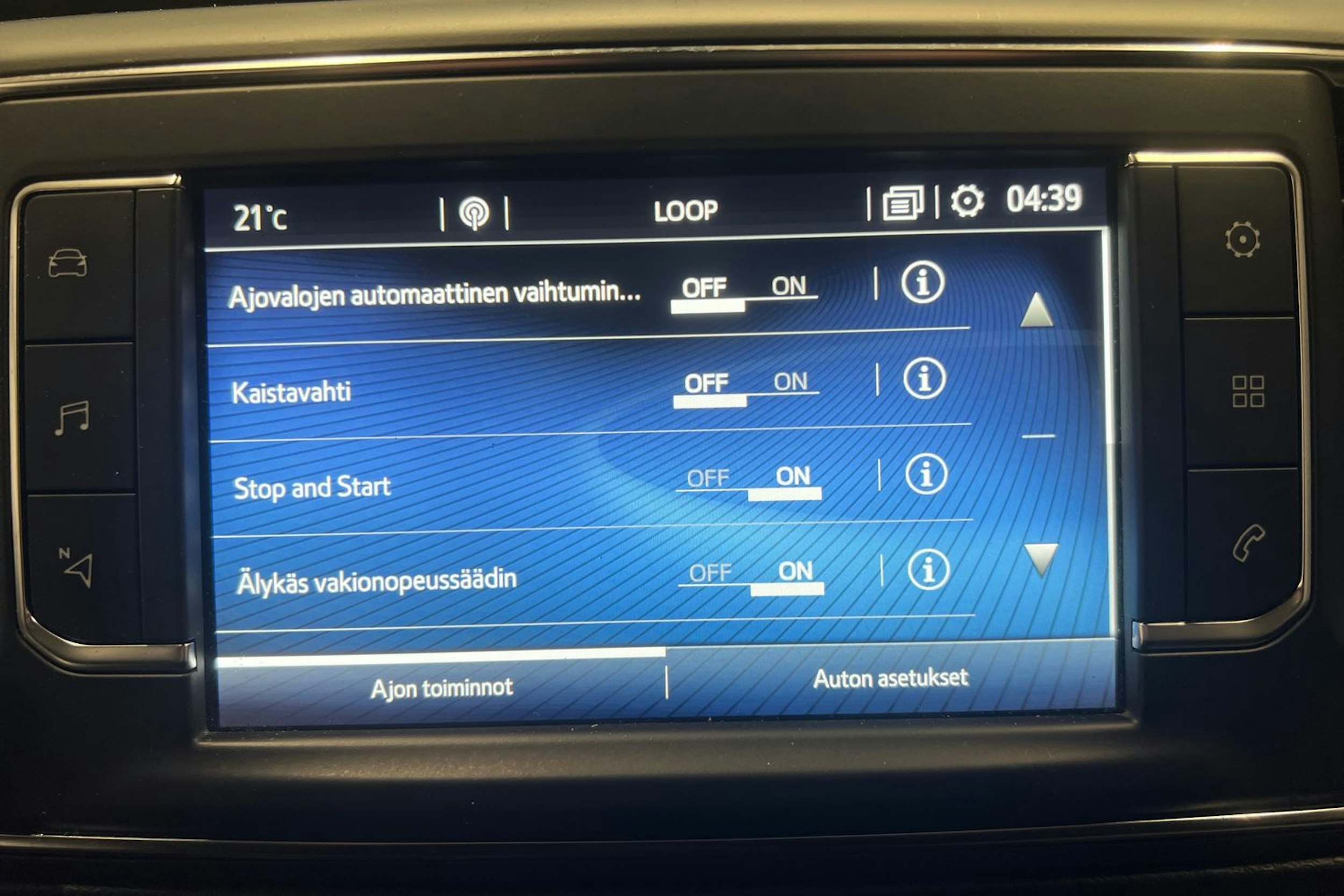 valkoinen Toyota Proace Verso 2018 kuva 18.