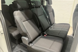 valkoinen Toyota Proace Verso 2018 kuva 20.