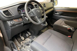 Ruskea (beige) Toyota Proace Verso 2018 kuva 3.