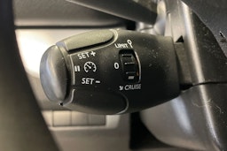 Valkoinen Toyota Proace Verso 2018 kuva 14.