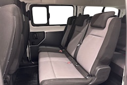 valkoinen Toyota Proace Verso 2018 kuva 8.