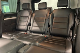 harmaa Toyota Proace Verso 2018 kuva 26.