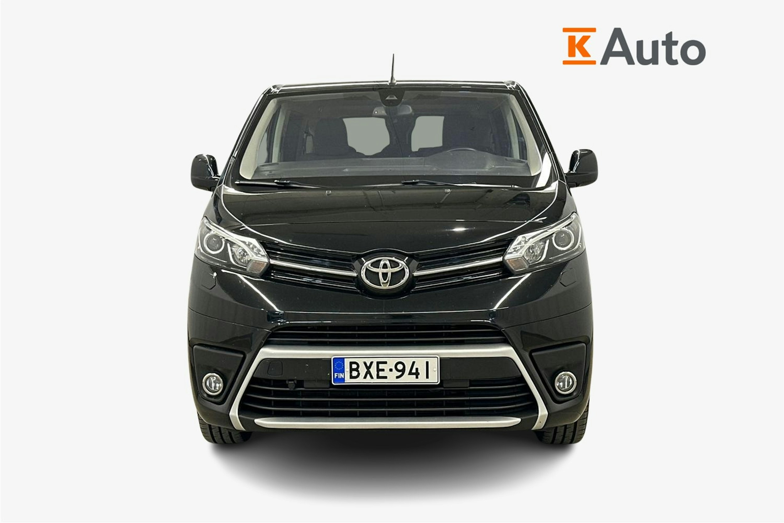 musta Toyota Proace Verso 2019 kuva 5.