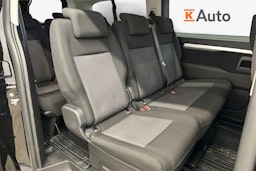 musta Toyota Proace Verso 2019 kuva 11.