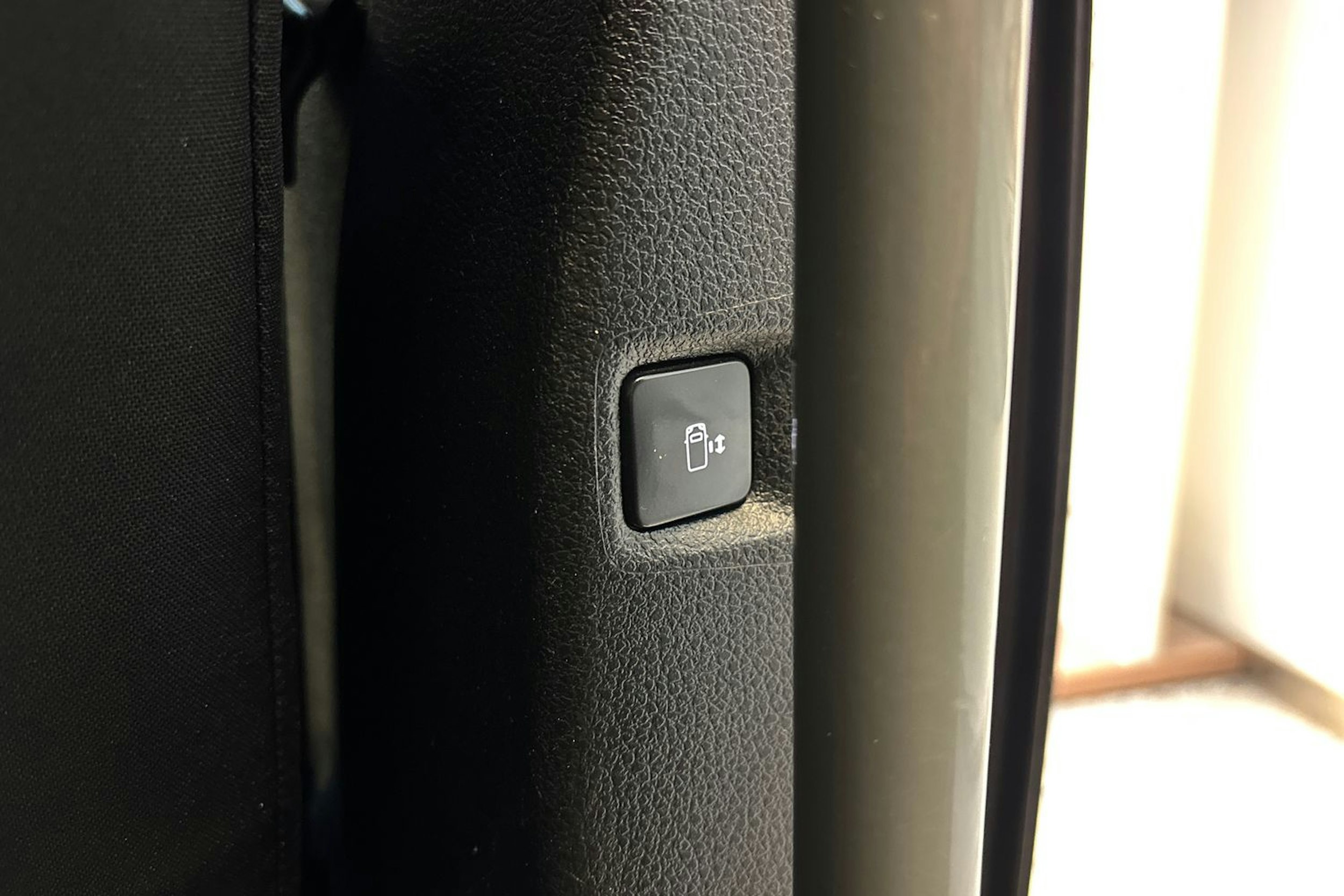 harmaa Toyota Proace Verso 2019 kuva 17.