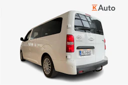 Valkoinen Toyota Proace Verso 2019 kuva 2.