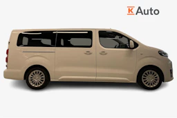 Valkoinen Toyota Proace Verso 2019 kuva 7.