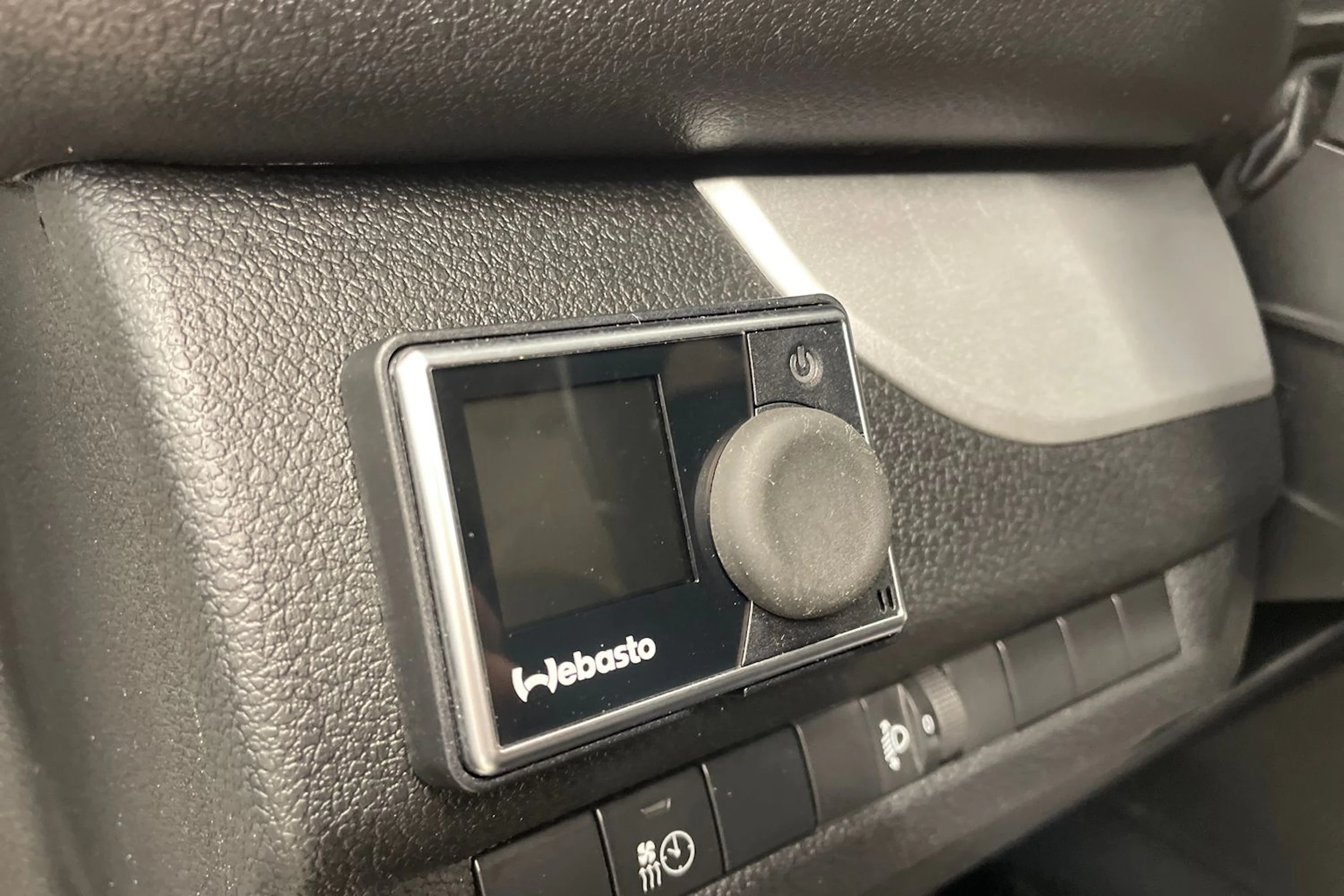 Valkoinen Toyota Proace Verso 2019 kuva 21.