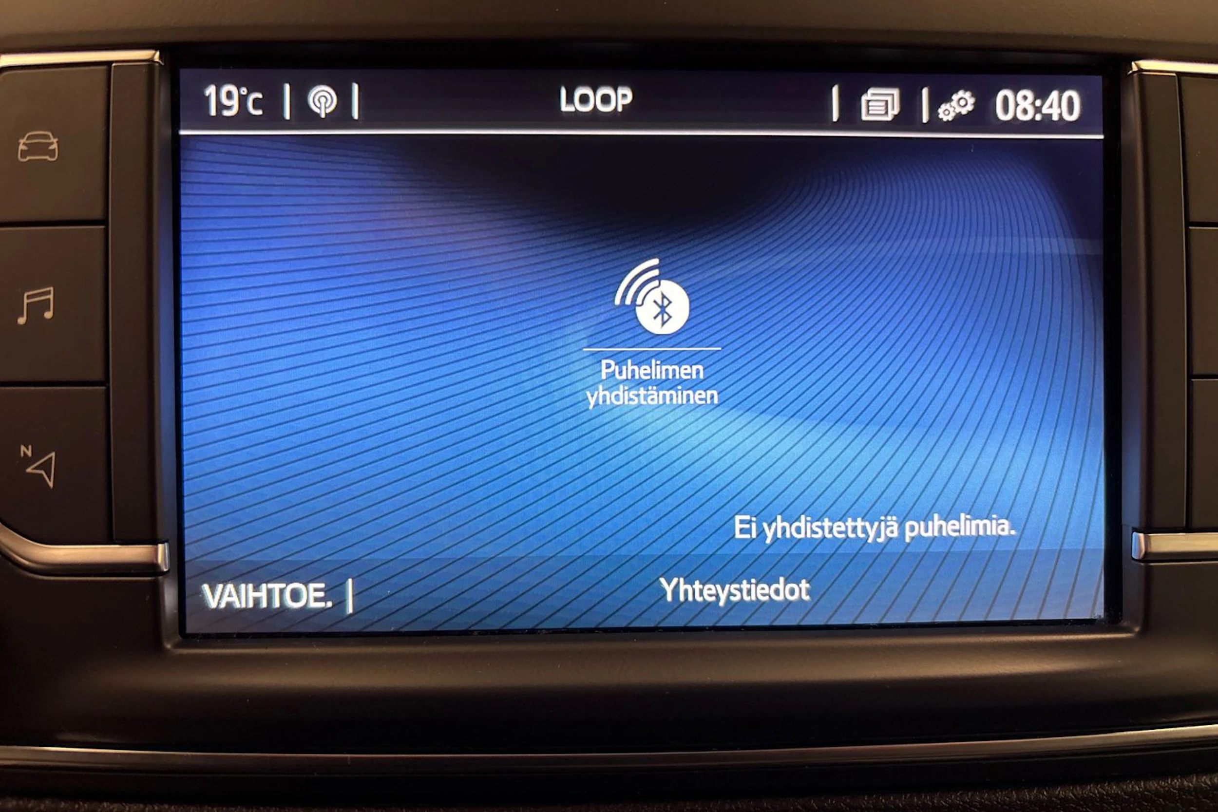 valkoinen Toyota Proace Verso 2020 kuva 17.