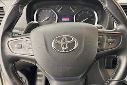 valkoinen Toyota Proace Verso 2020 kuva 19.