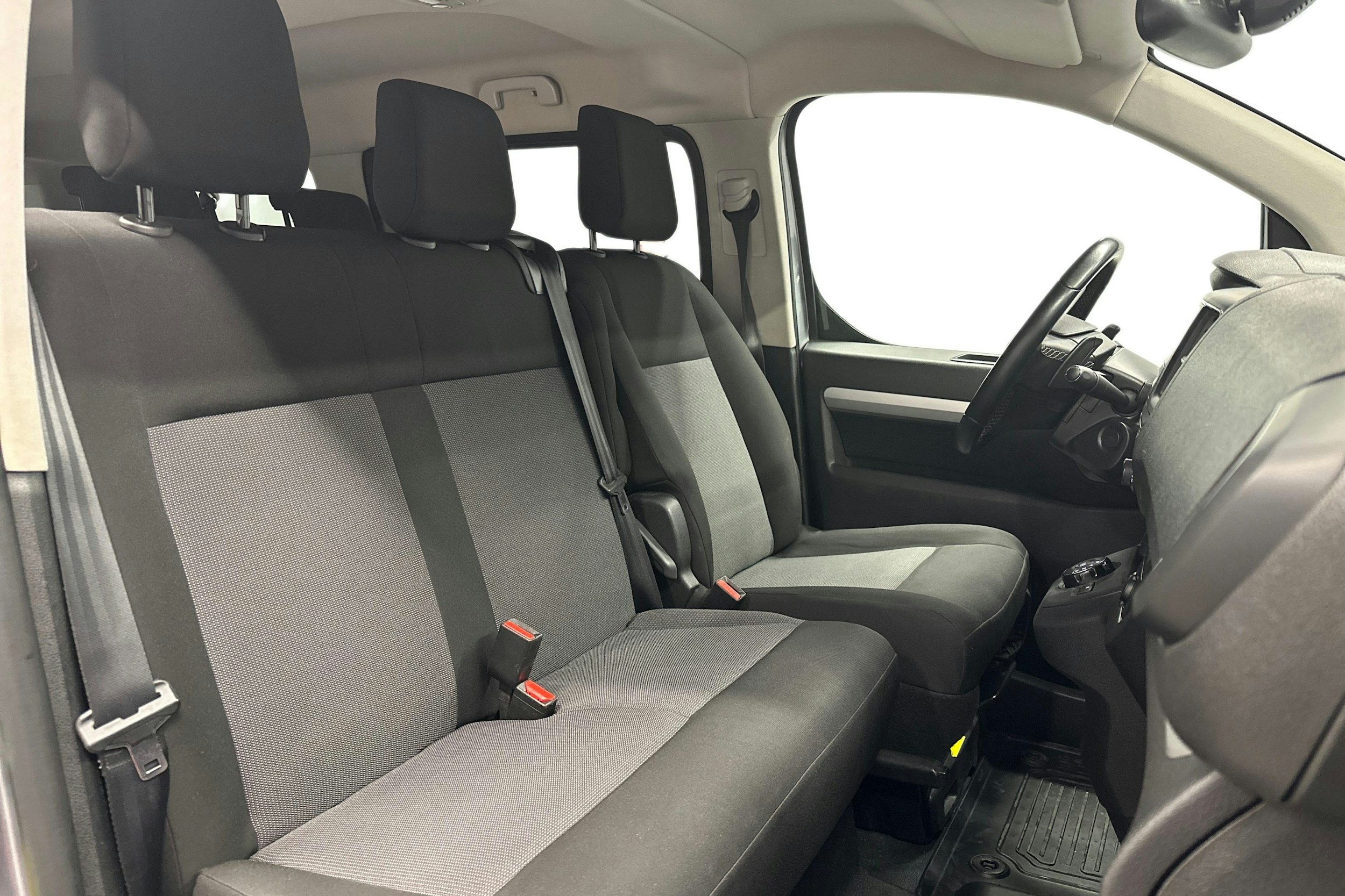 hopea Toyota Proace Verso 2020 kuva 8.