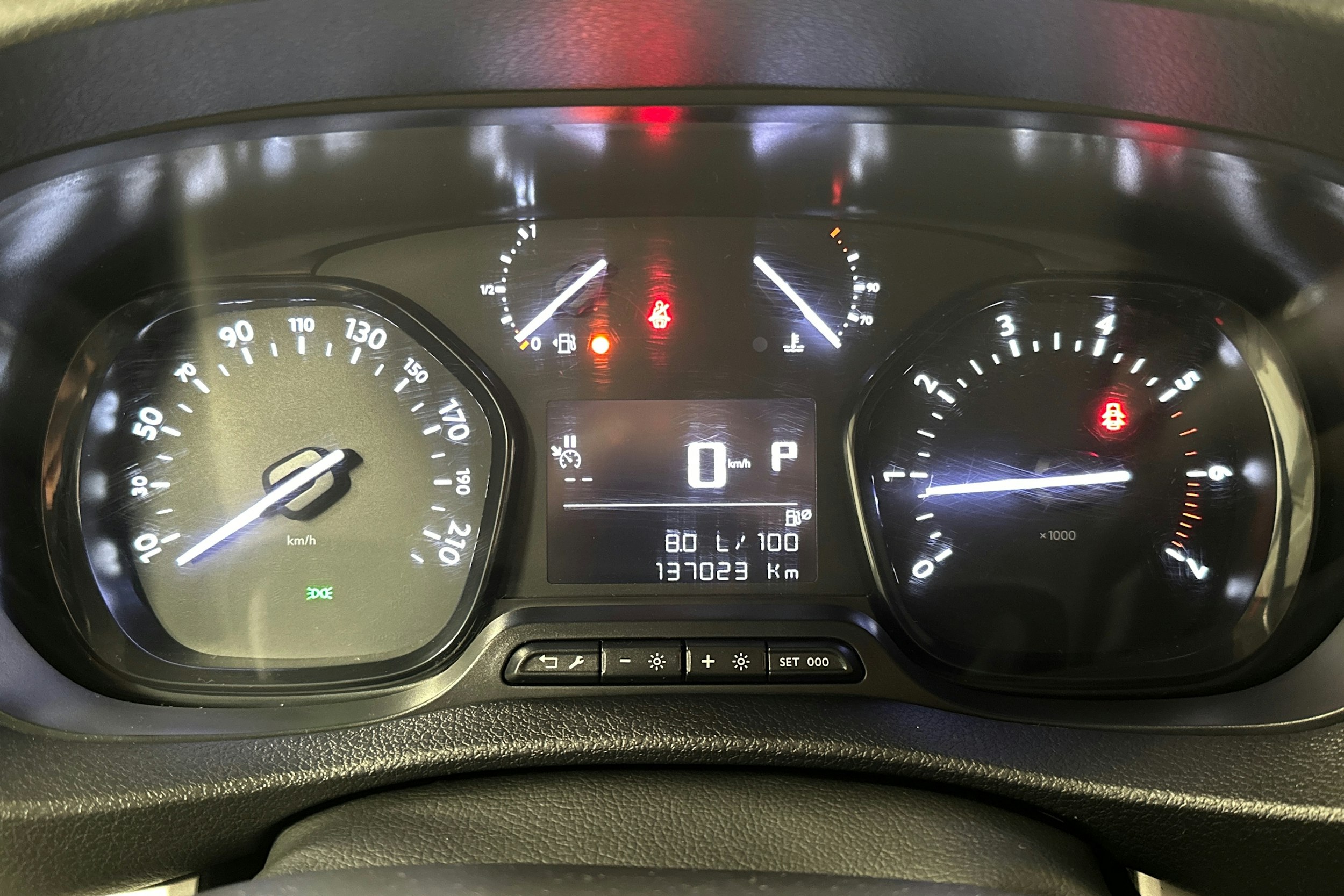 hopea Toyota Proace Verso 2020 kuva 15.