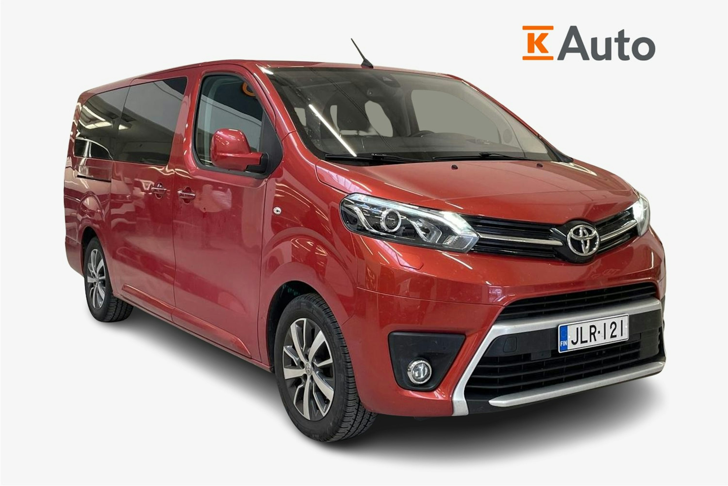 oranssi Toyota Proace Verso 2020 kuva 1.