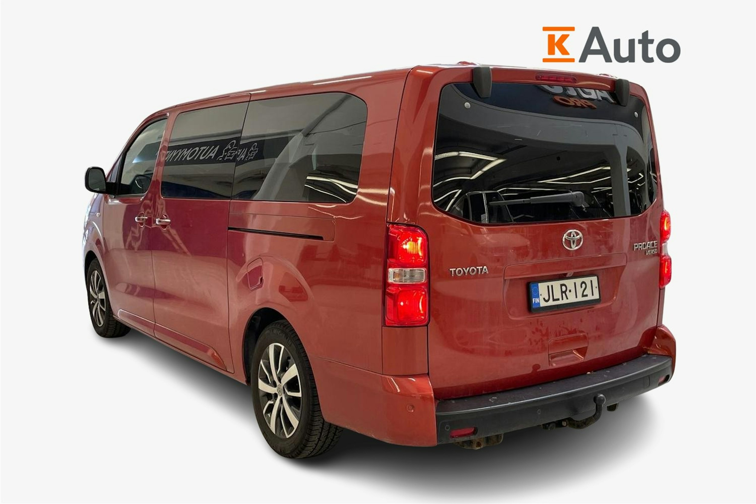 oranssi Toyota Proace Verso 2020 kuva 2.