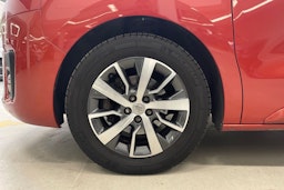 oranssi Toyota Proace Verso 2020 kuva 11.