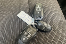 oranssi Toyota Proace Verso 2020 kuva 21.