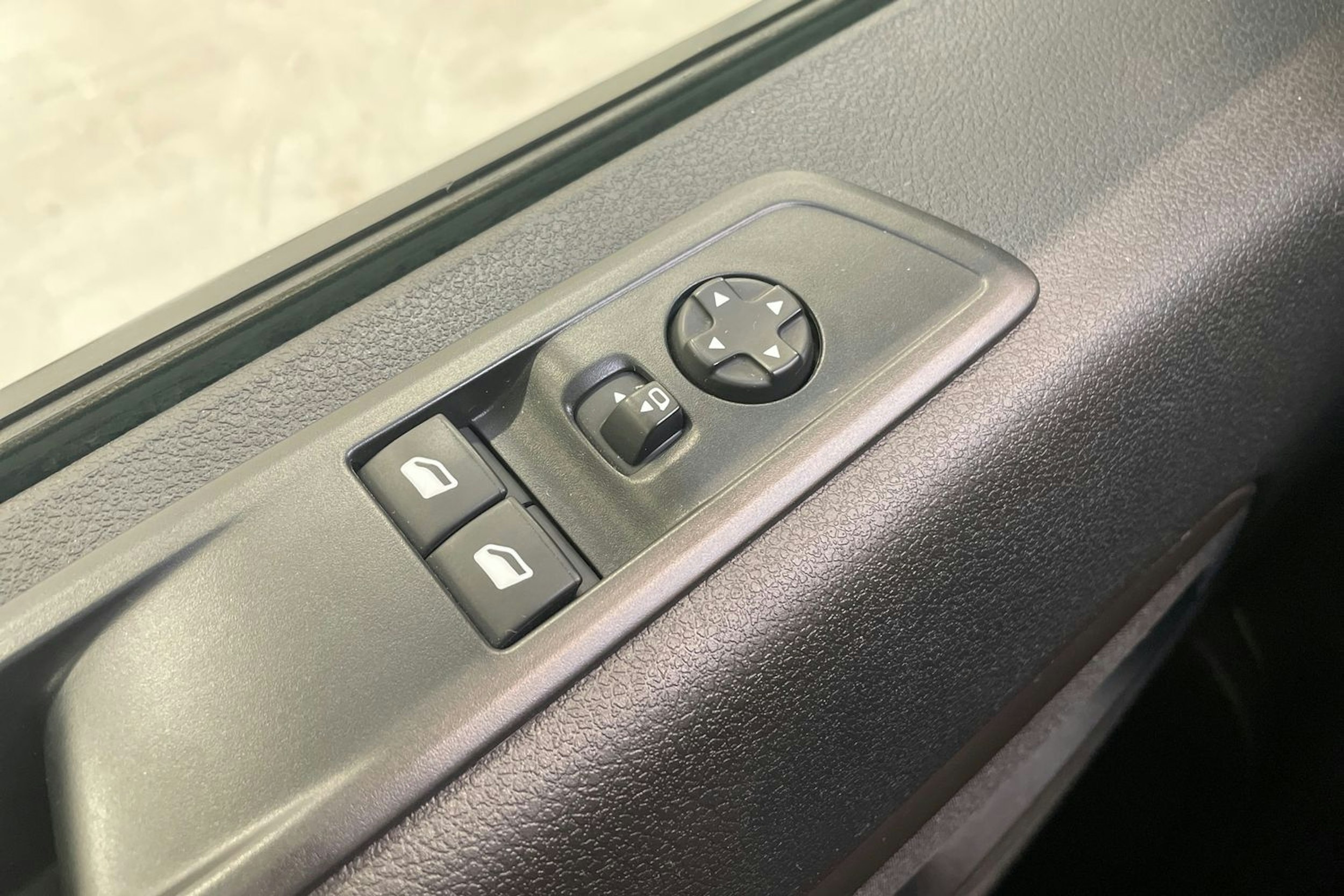 oranssi Toyota Proace Verso 2020 kuva 24.