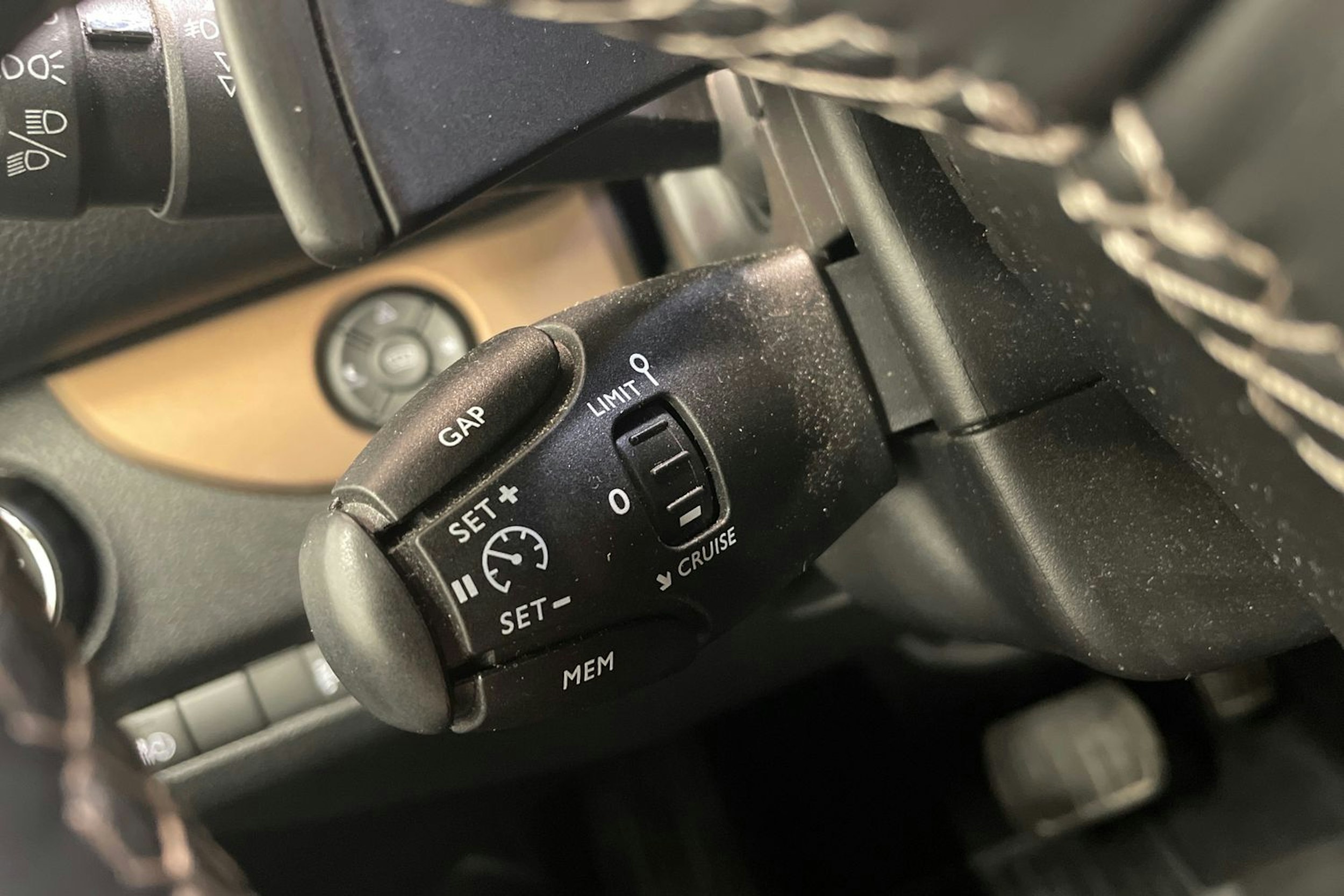 oranssi Toyota Proace Verso 2020 kuva 25.