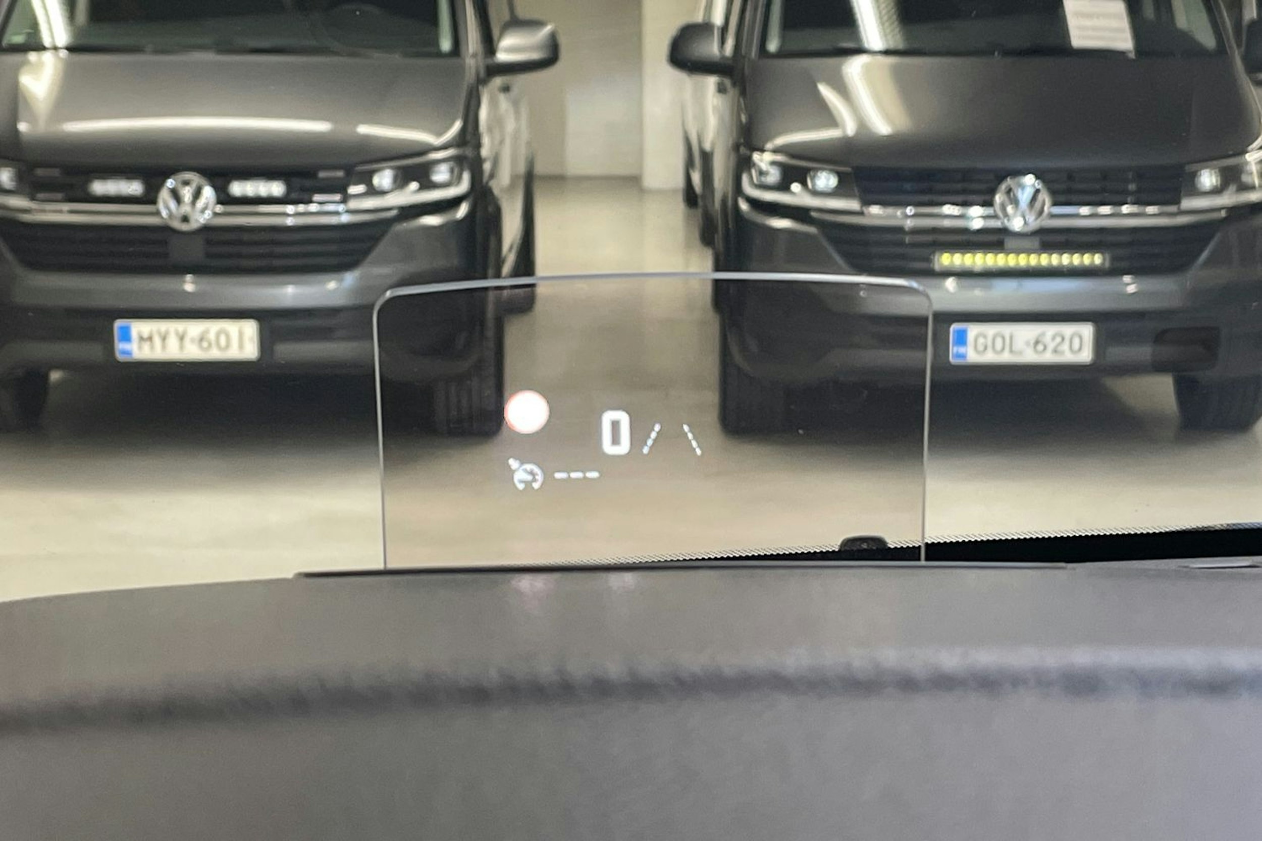 oranssi Toyota Proace Verso 2020 kuva 27.