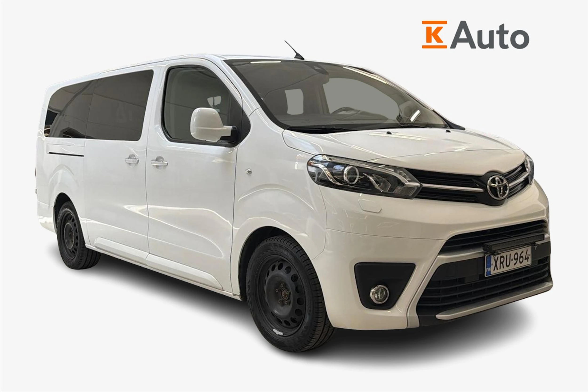 valkoinen Toyota Proace Verso 2020 kuva 1.