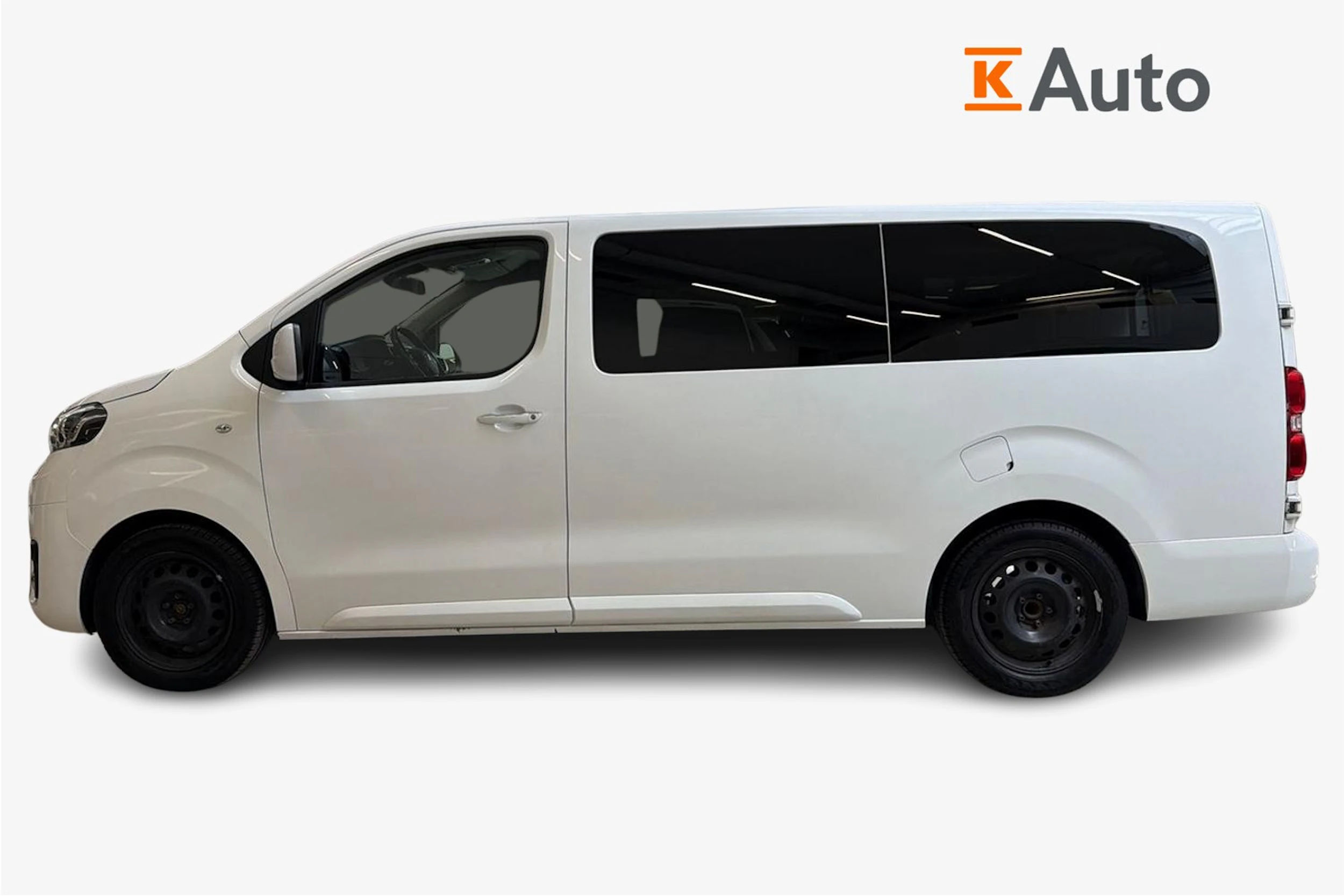 valkoinen Toyota Proace Verso 2020 kuva 7.
