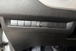 valkoinen Toyota Proace Verso 2020 kuva 21.