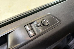 valkoinen Toyota Proace Verso 2020 kuva 22.