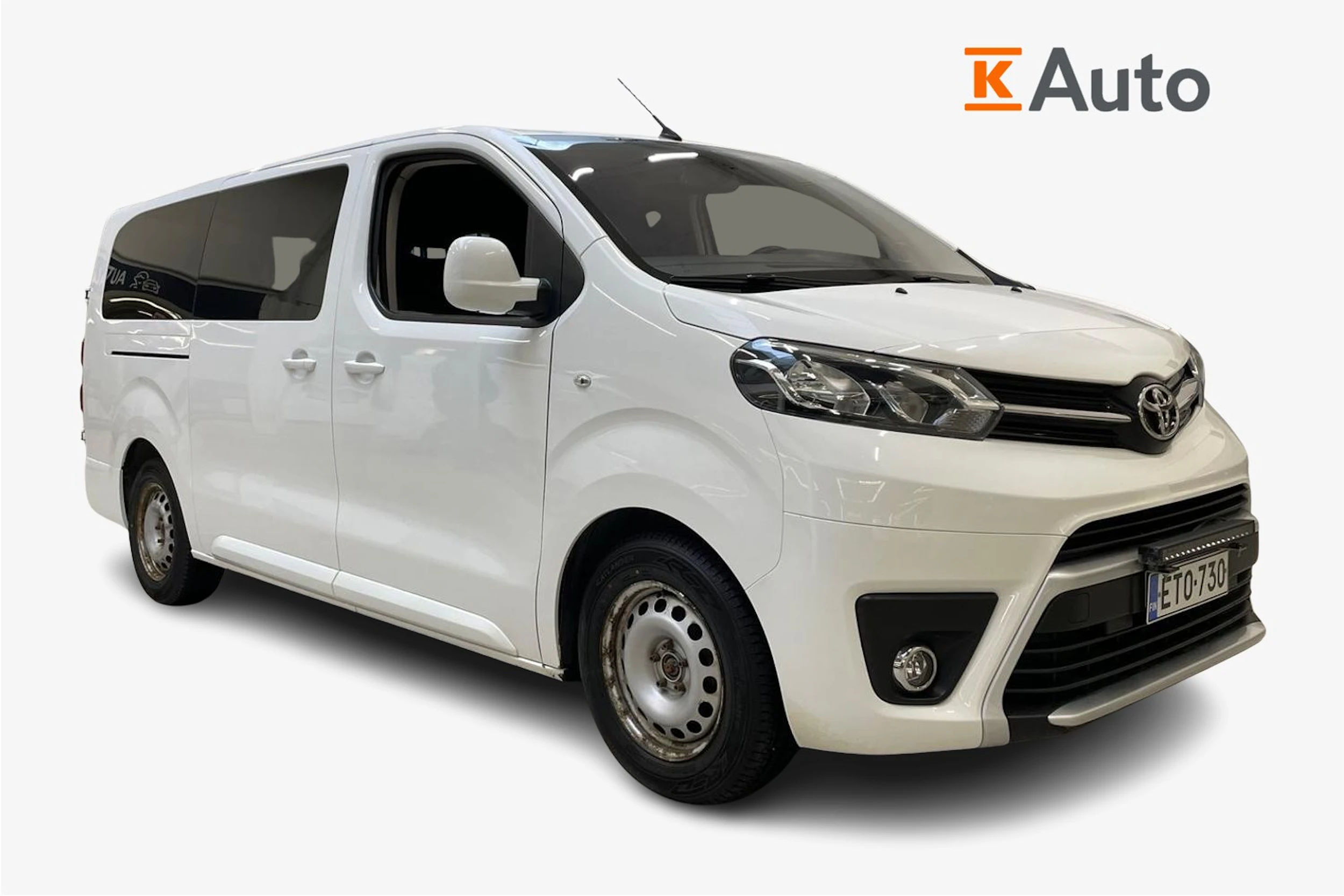 valkoinen Toyota Proace Verso 2021 kuva 1.