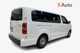 valkoinen Toyota Proace Verso 2021 kuva 3.