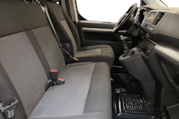 valkoinen Toyota Proace Verso 2021 kuva 11.