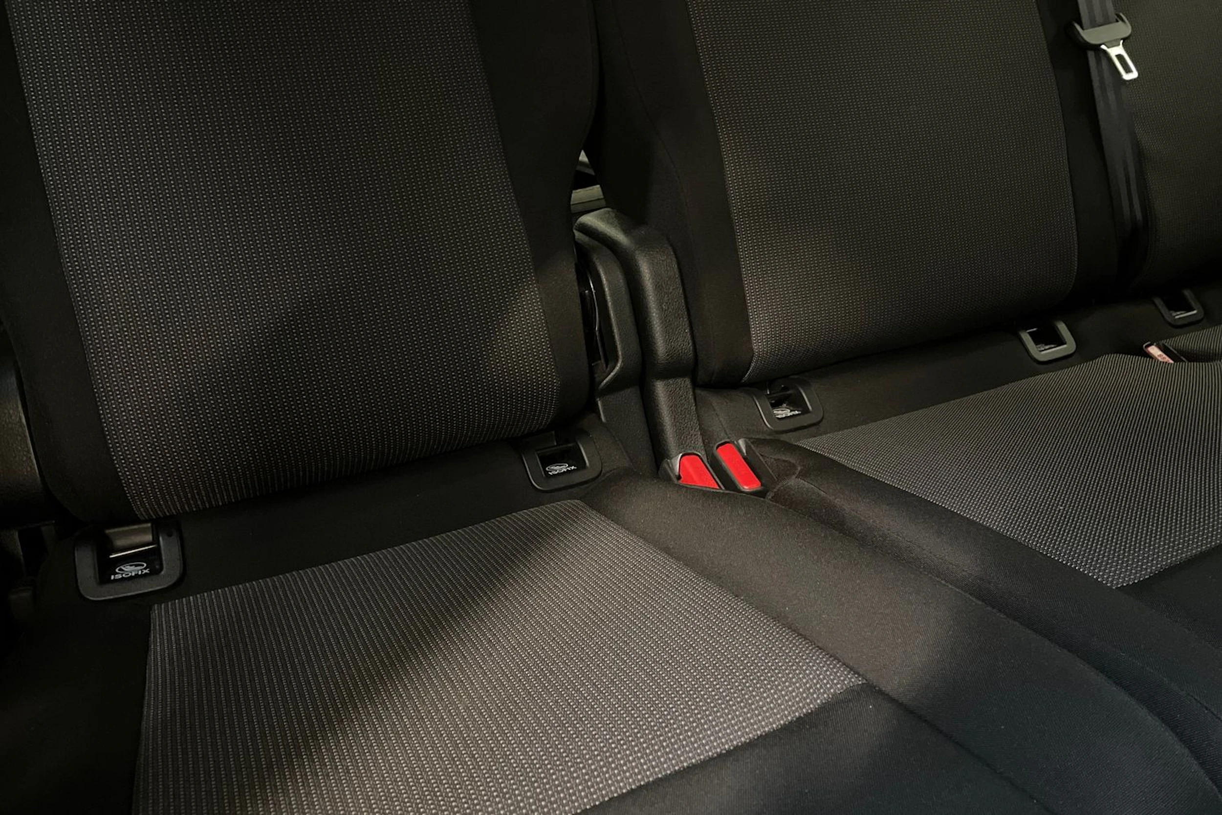 valkoinen Toyota Proace Verso 2021 kuva 16.