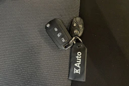valkoinen Toyota Proace Verso 2021 kuva 17.