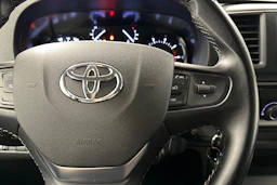 valkoinen Toyota Proace Verso 2021 kuva 12.