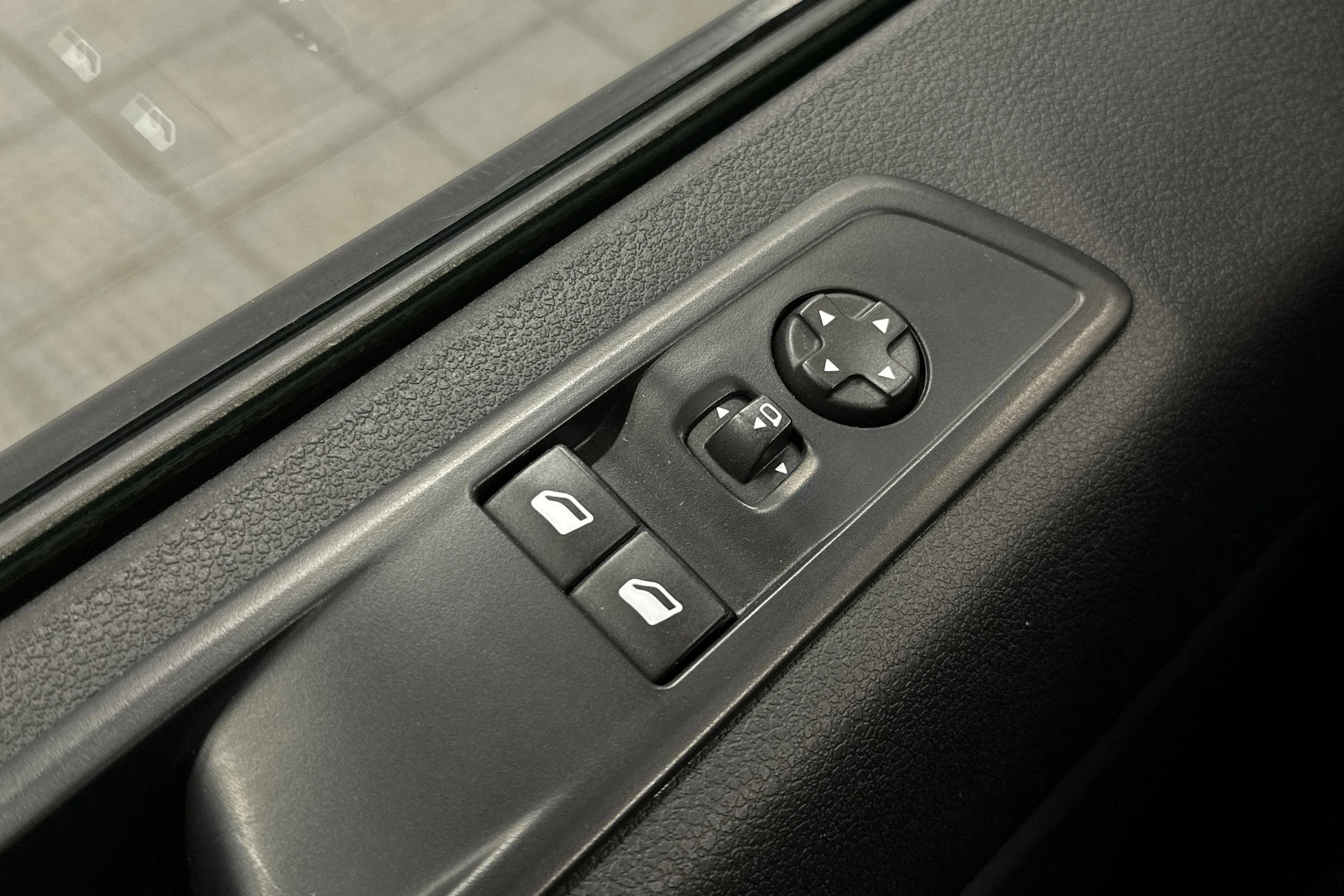 valkoinen Toyota Proace Verso 2021 kuva 15.