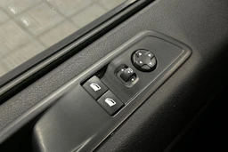 valkoinen Toyota Proace Verso 2021 kuva 15.