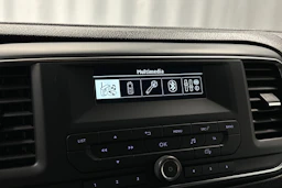 valkoinen Toyota Proace Verso 2021 kuva 17.